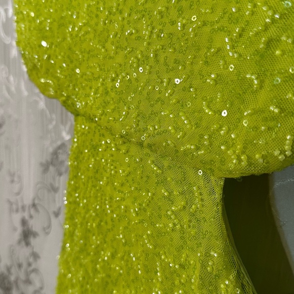 Windsor Sequin Beaded Mini Vibrant Lime Backless Dress NWT - Picture 3 of 5